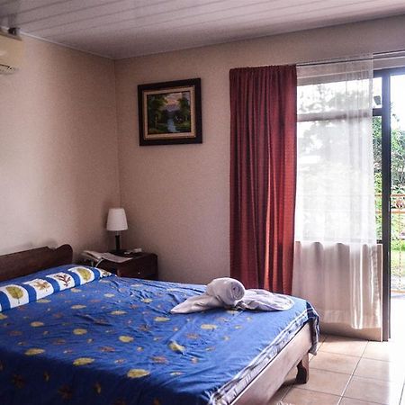 Hotel La Choza Inn La Fortuna المظهر الخارجي الصورة